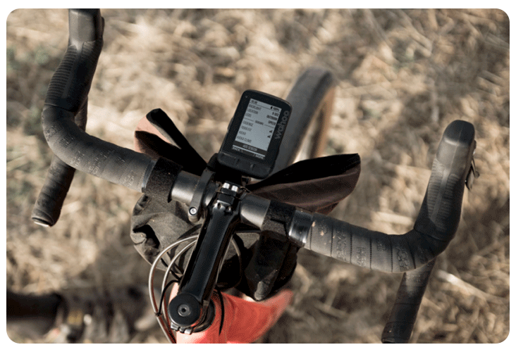 Installation du Wahoo Elemnt Roam sur un gravel