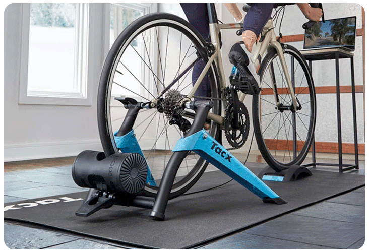 Entraînement avec le home trainer Tacx Boost