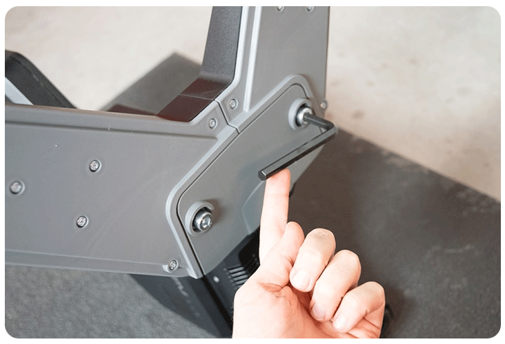 Montage des pieds du Tacx Flux S Smart T2900S