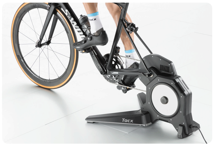 Installation d'un vélo sur le nouveau Tacx Flux S Smart
