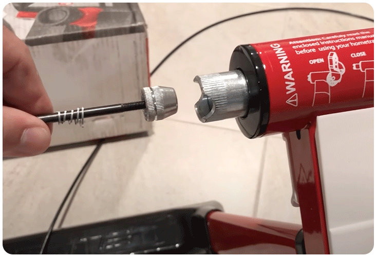 Adapteur pour maintenir la roue arrière sur le Novo Force Elite