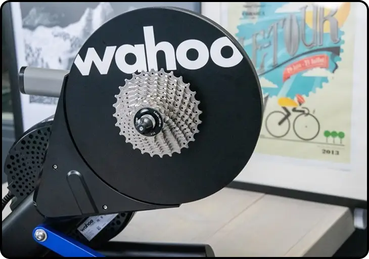 Le Wahoo Kickr V6 est livré avec une cassette 11 vitesses de 11-28 déjà installée